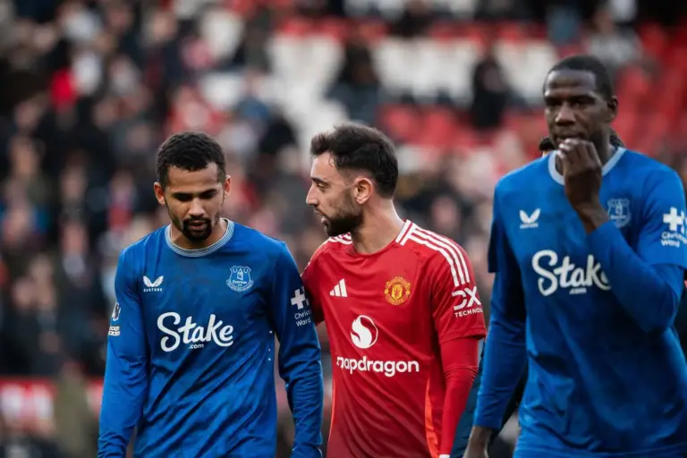 Манчестер Юнайтед – Эвертон: прогноз на АПЛ (25.11.2025)